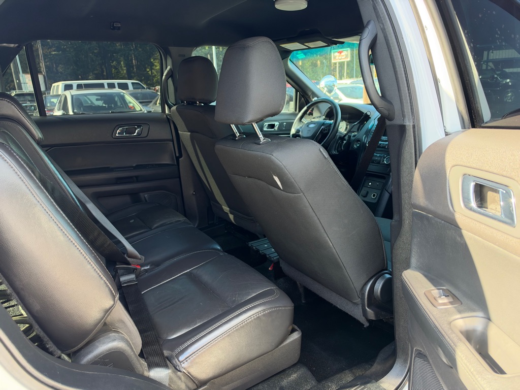 Photo 11 of this FORD EXPLORER