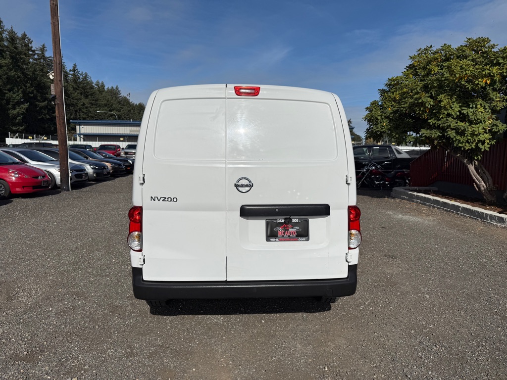 Photo 11 of this NISSAN NV200