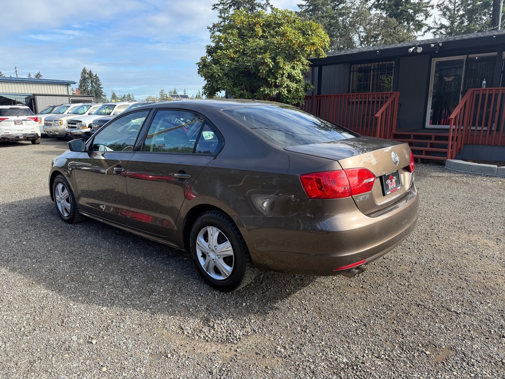 Photo 6 of this VOLKSWAGEN JETTA