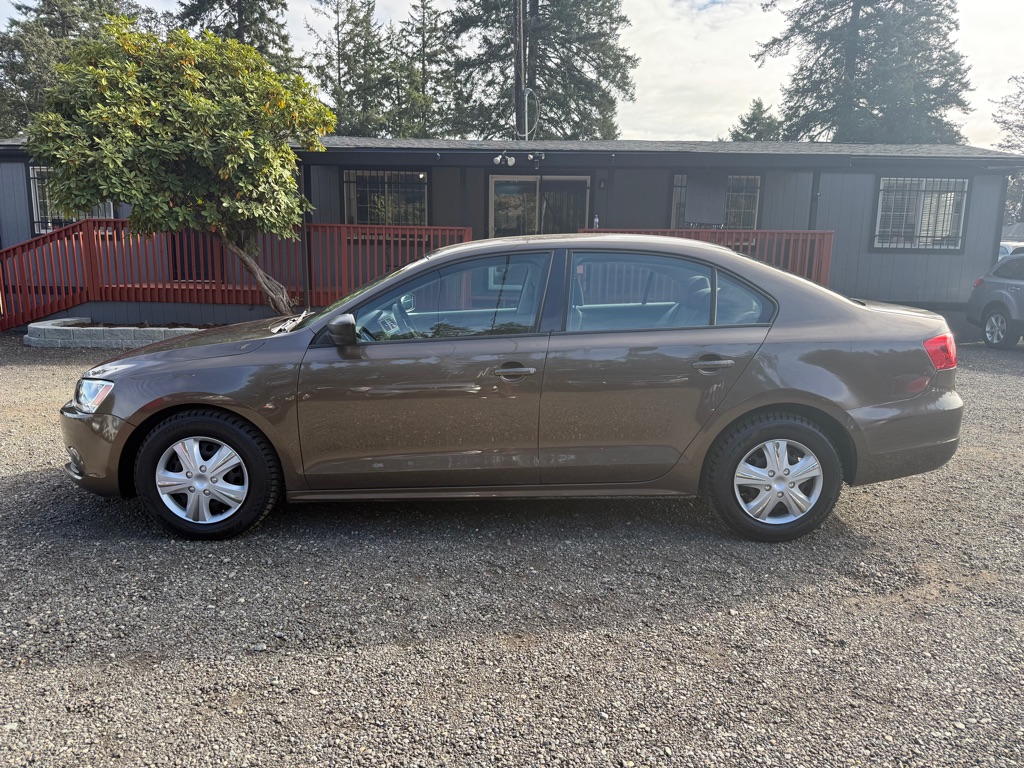 Photo 5 of this VOLKSWAGEN JETTA