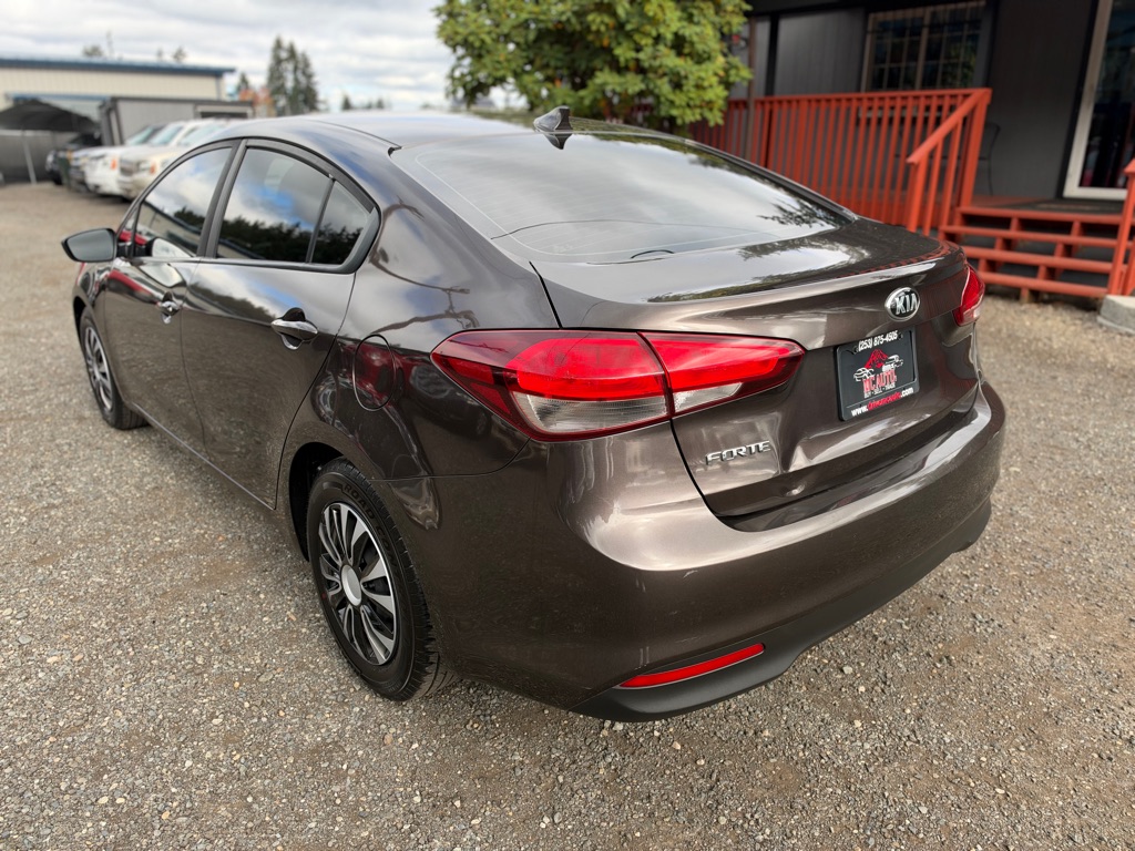 Photo 6 of this KIA FORTE