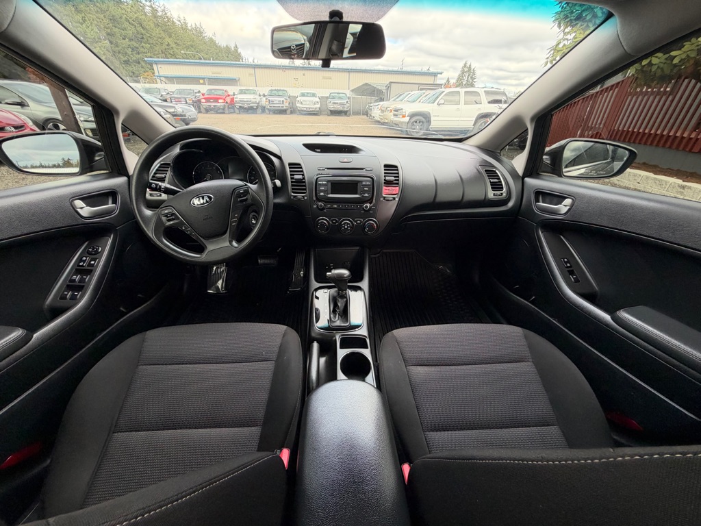 Photo 14 of this KIA FORTE