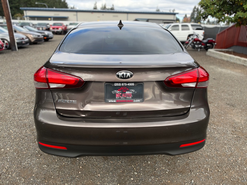 Photo 7 of this KIA FORTE