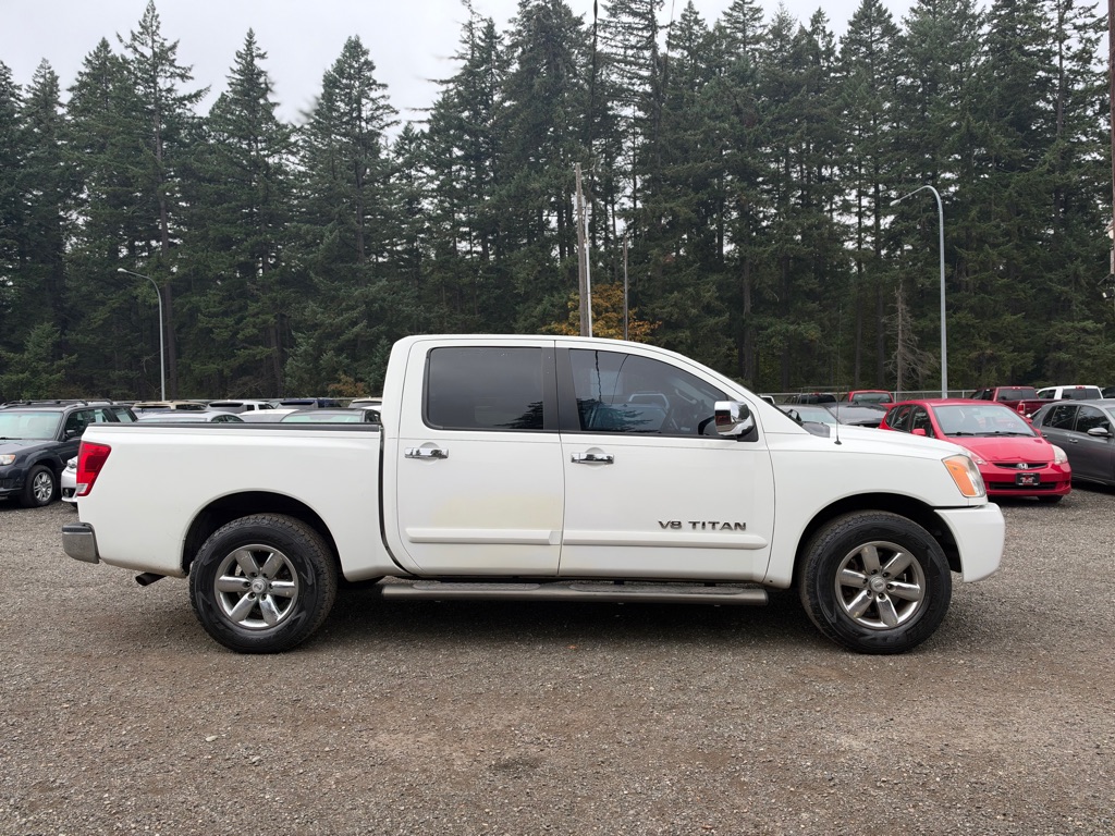2013 NISSAN TITAN