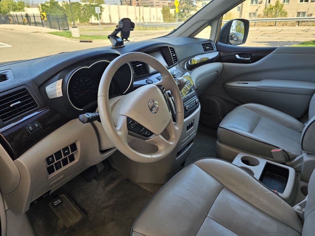 Photo 14 of this NISSAN QUEST
