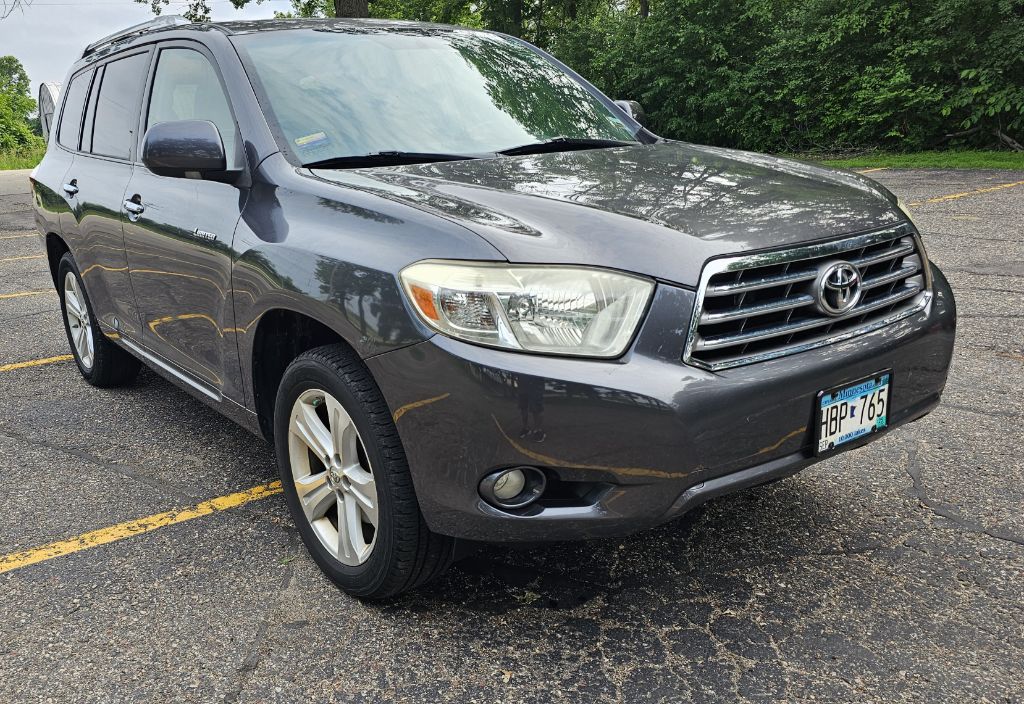 Photo 2 of this TOYOTA HIGHLANDER