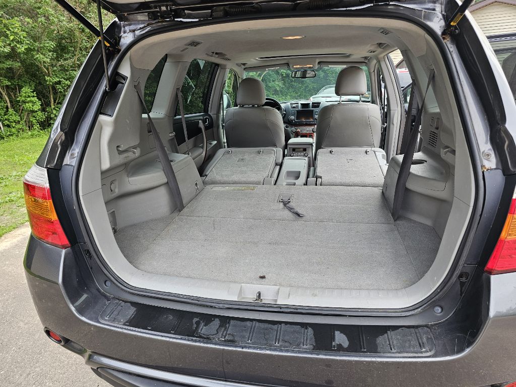 Photo 16 of this TOYOTA HIGHLANDER