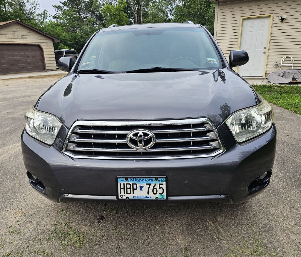 Photo 6 of this TOYOTA HIGHLANDER