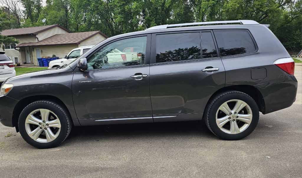 Photo 4 of this TOYOTA HIGHLANDER