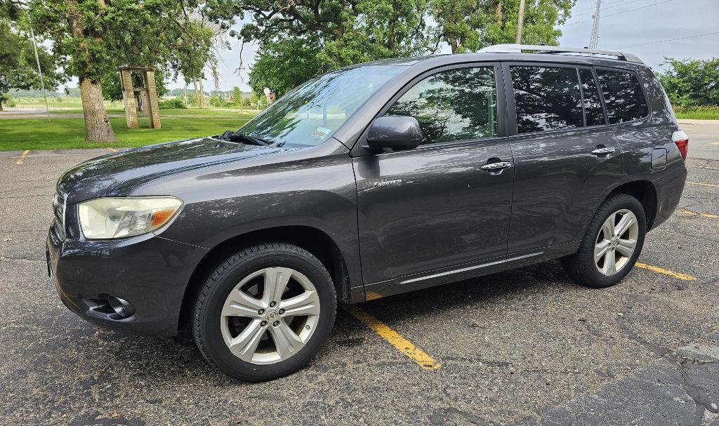 Photo 5 of this TOYOTA HIGHLANDER