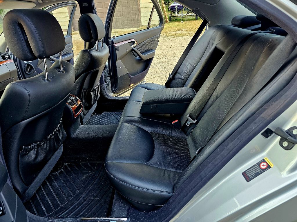 Photo 20 of this MERCEDES-BENZ S-CLASS