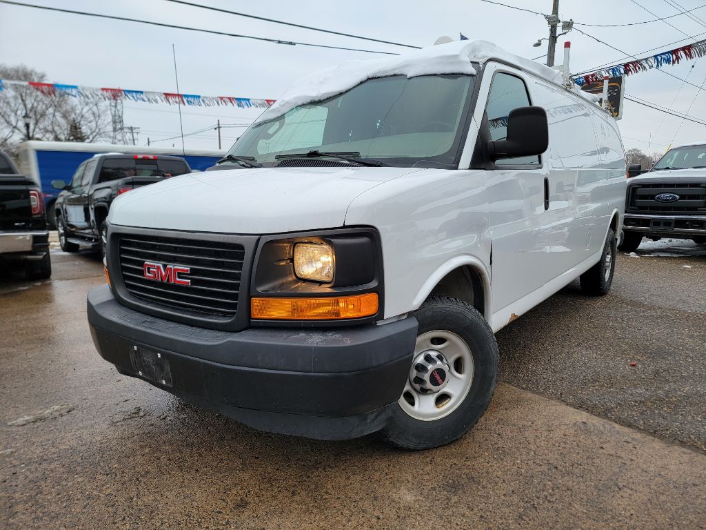 2017 GMC SAVANA G3500's photo
