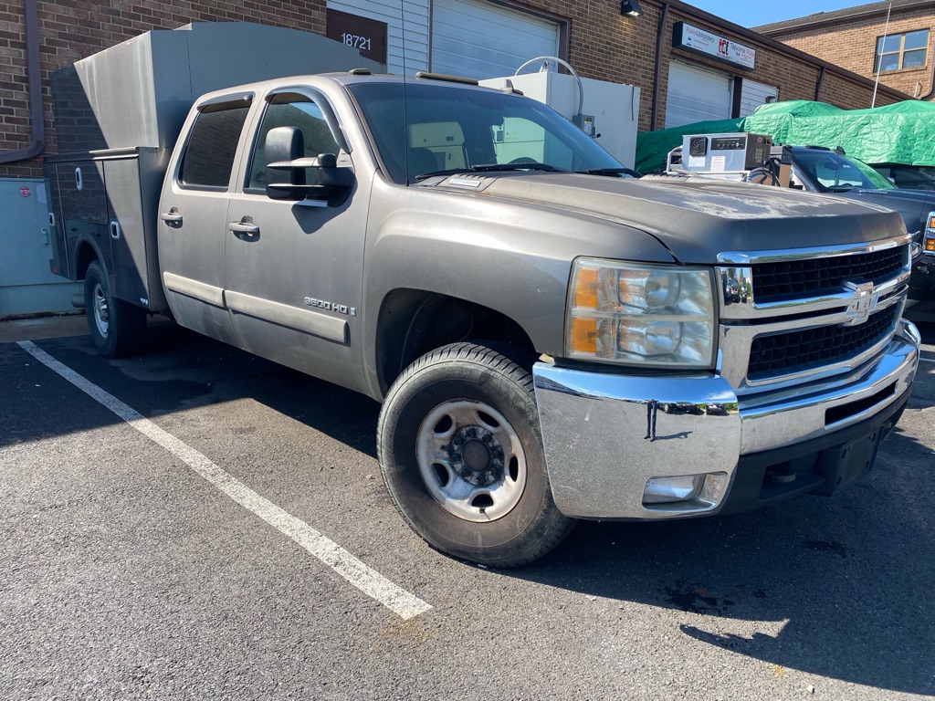 2008 Chevrolet Silverado HD LTZ 4WD Crew Cab DRW's photo