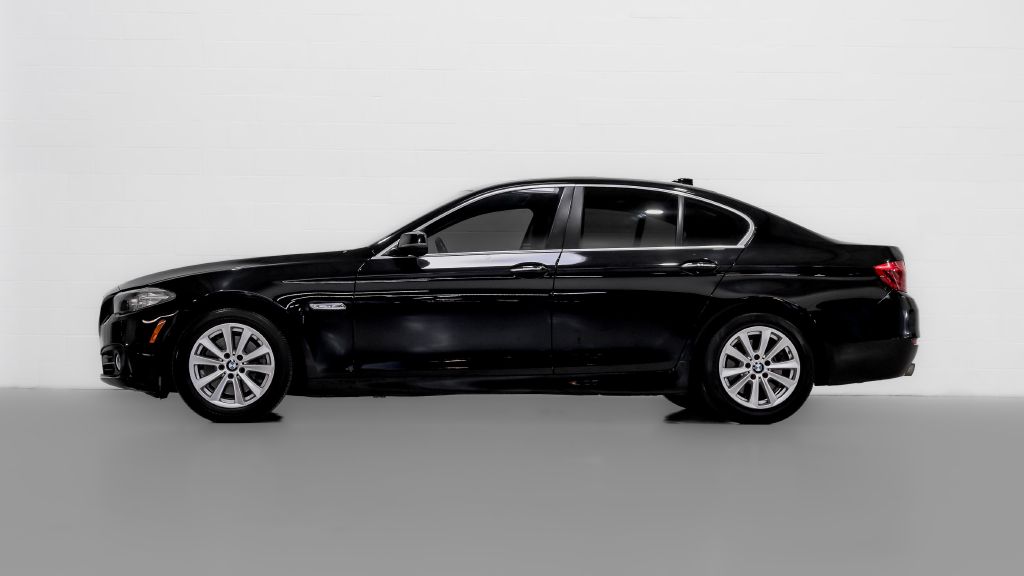 BMW 528 2016 BMW 528 WBA5A5C50GD527169